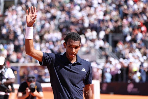 TENNIS : Bastide Medical UTS Nimes - 04 04 2026 NIMES, FRANCE : Â« The Gentle Warrior Â» Felix AUGER-ALIASSIME (1) lors de la demi-finale du Bastide Medical UTS Nimes, 1er evenement du tournoi 2026 de l™Ultimate Tennis Showdown aux Arenes de Nimes, le 4 avril 2026. NimesFrance  Copyright: xValentinaxClaretx