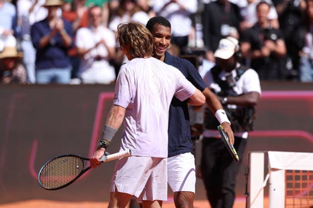 TENNIS : Bastide Medical UTS Nimes - 04 04 2026 NIMES, FRANCE : Â« The Gentle Warrior Â» Felix AUGER-ALIASSIME (1) vs. Â« Rublo Â» Andrey RUBLEV lors de la demi-finale du Bastide Medical UTS Nimes, 1er evenement du tournoi 2026 de l™Ultimate Tennis Showdown aux Arenes de Nimes, le 4 avril 2026. NimesFrance  Copyright: xValentinaxClaretx