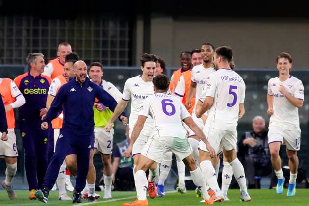 Fiorentina s Nicolo Fagioli celebration goal 0-1 during the Serie A soccer match between Hellas Verona and Fiorentina at the Bentegodi Stadium in Verona, north west Italy - Saturday , April 4 , 2026. - Soccer .  Copyright: xPaolaxGarbuio Lapressex