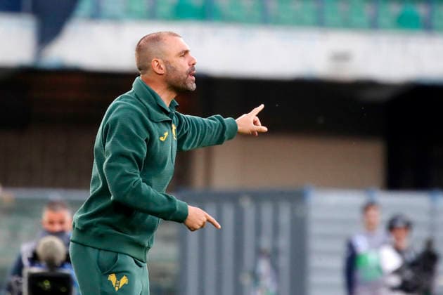 Verona™s head coach Paolo Sammarco during the Serie A soccer match between Hellas Verona and Fiorentina at the Bentegodi Stadium in Verona, north west Italy - Saturday , April 4 , 2026. - Soccer .  Copyright: xPaolaxGarbuio Lapressex