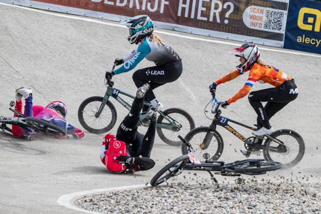 2026-04-04 - UEC BMX European Cup TIEL, NETHERLANDS - APRIL 4: crash, 27 Michelle Wissing (NED) during the UEC BMX European Cup at the BMX Baan TFCC de Weirijders on April 4, 2026 in Tiel, Netherlands Tiel BMX Baan TFCC de Weirijders Netherlands Content not available for redistribution in The Netherlands directly or indirectly through any third parties. Copyright: xEdwinxBlaauwbroekx