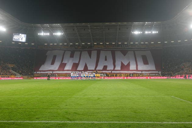 04 04 2026 Soccer Men 2025 2026 2 Bundesliga 28 Matchday SG Dynamo Dresden Hertha BSC Rudolf Harbig Stadion Dresden Choreography of the Dynamo Fans during the minute of silence for Hansi Kreische Dresden Saxony Germany