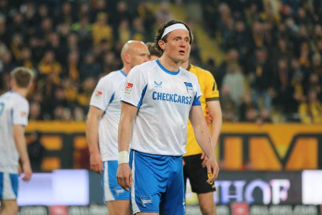 04 04 2026 Soccer Men 2025 2026 2 Bundesliga 28 Matchday SG Dynamo Dresden Hertha BSC Rudolf Harbig Stadion Dresden Fabian Reese Berlin, 11, blue Dresden Saxony Germany