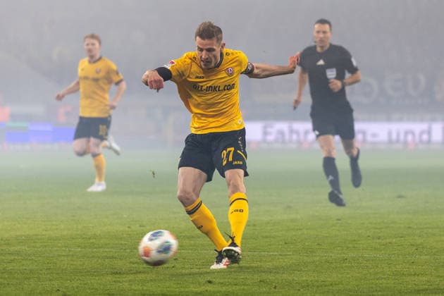04 04 2026, Germany, Soccer, Dynamo Dresden vs Hertha BSC, 28 Matchday, Season 2025 2026, Rudolf Harbig Stadion Hauptmann Niklas Dynamo Dresden, 27 Copyright: xMichellexLukax