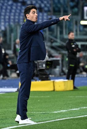 April 4, 2026, Rome, Italy: Parma s head coach Carlos Cuesta reacts during the Serie A soccer match between SS Lazio and Parma at the Olimpico stadium in Rome, Italy, 4 April 2026. ANSA RICCARDO ANTIMIANI. Soccer: Serie A; Lazio Vs Parma  - ZUMAa110 20260404_zaf_a110_027 Copyright: xRiccardoxAntimianix