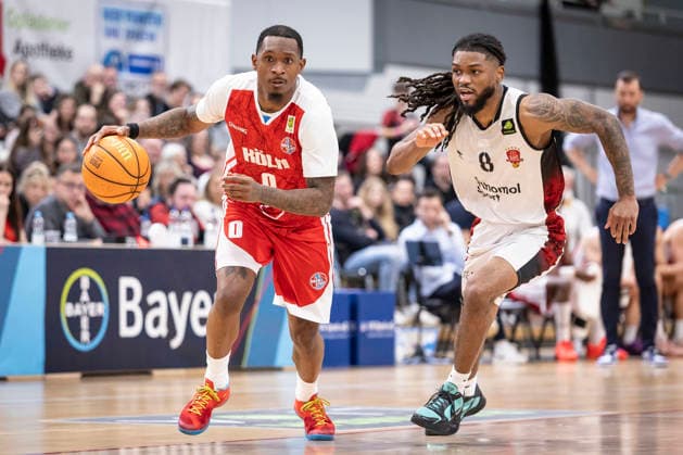 Barmer 2 Basketball Bundesliga ProA Bayer Giants Leverkusen vs RheinStars Koeln, 04 04 26 Leverkusen, 04 04 26 Cedric Cezell Russell Jr RheinStars Cologne, 0 and Kobe Langley Bayer Giants Leverkusen, 8 during the game of the Barmer 2 Basketball Bundesliga ProA Bayer Giants Leverkusen vs RheinStars Koeln at the Ostermann Arena in Leverkusen Copyright: xBEAUTIFULxSPORTS LeahxKohringx