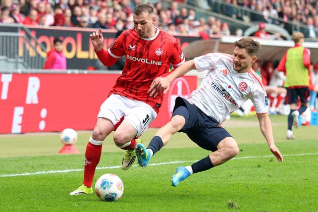 04 04 2026, xrekx, Fußball 2 Bundesliga, 1 FC Kaiserslautern Fortuna Düsseldorf v l Luca Sirch 1 FC Kaiserslautern Florent Muslija Fortuna Duesseldorf Zweikampf, Aktion, action, battle for the ball DFL DFB REGULATIONS PROHIBIT ANY USE OF PHOTOGRAPHS as IMAGE SEQUENCES and or QUASI VIDEO Kaiserslautern