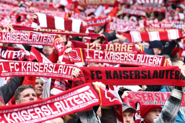04 04 2026, xrekx, Soccer 2 Bundesliga, 1 FC Kaiserslautern Fortuna Düsseldorf v l FCK Fans ,Atmosphere, Scarves, Ultras, Spectators, Visitors, Choreo, Choreography, atmosphere, scarves, spectators, visitors DFL DFB REGULATIONS PROHIBIT ANY USE OF PHOTOGRAPHS as IMAGE SEQUENCES and or QUASI VIDEO Kaiserslautern