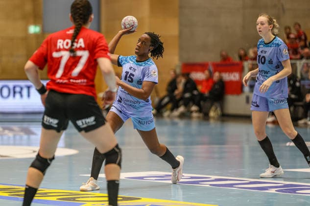 GER, Bad Langensalza, Thüringer HC vs HSG Bensheim Auerbach Flames, Alsco Handball Bundesliga Frauen, Handball, DHB, Spielzeit 2025 2026, Weststadthalle Bensheim, 22 Spieltag im Bild Ndidi Agwunedu HSG Bensheim Auerbach Flames Frauen 15 DFB DFL REGULATIONS PROHIBIT ANY USE OF PHOTOGRAPHS AS IMAGE SEQUENCES AND OR QUASI VIDEO, 04 04 2026 Copyright: HMBxMedia HendrikxHamelau