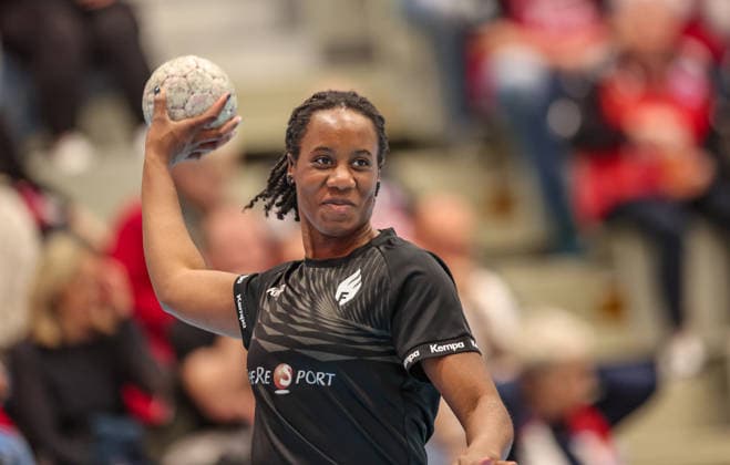 GER, Bad Langensalza, Thüringer HC vs HSG Bensheim Auerbach Flames, Alsco Handball Bundesliga Frauen, Handball, DHB, Spielzeit 2025 2026, Weststadthalle Bensheim, 22 Spieltag im Bild Ndidi Agwunedu HSG Bensheim Auerbach Flames Frauen 15 DFB DFL REGULATIONS PROHIBIT ANY USE OF PHOTOGRAPHS AS IMAGE SEQUENCES AND OR QUASI VIDEO, 04 04 2026 Copyright: HMBxMedia HendrikxHamelau