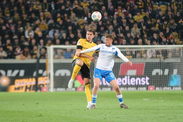 04 04 2026 Soccer Men 2025 2026 2 Bundesliga 28 Matchday SG Dynamo Dresden Hertha BSC Rudolf Harbig Stadion Dresden Julian Pauli Dresden, 13, yellow in duel with Michael Cuisance Berlin, 10, white Dresden Saxony Germany