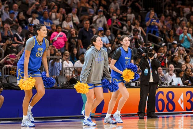 NCAA, College League, USA Basketball: Final Four-UCLA press conference, PK, Pressekonferenz and Practice UCLA Bruins center Lauren Betts (51), guard Charlisse Leger-Walker (5), and forward Gabriela Jaquez (11) perform their dance routine during an open NCAA Final Four practice at the Mortgage Matchup Center on April 4, 2026 in Phoenix Arizona. (Thomas Fernandez Image of Phoenix Arizona United States EDITORIAL USE ONLY Copyright: xImagexofxSportx ThomasxFernandezx iosphotos403972