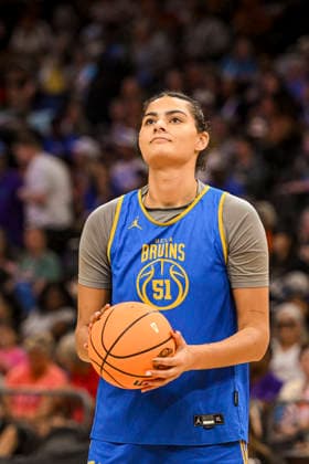 NCAA, College League, USA Basketball: Final Four-UCLA press conference, PK, Pressekonferenz and Practice UCLA Bruins center Lauren Betts (51) takes shots during an open NCAA Final Four practice at the Mortgage Matchup Center on April 4, 2026 in Phoenix Arizona. (Thomas Fernandez Image of Phoenix Arizona United States EDITORIAL USE ONLY Copyright: xImagexofxSportx ThomasxFernandezx iosphotos403980