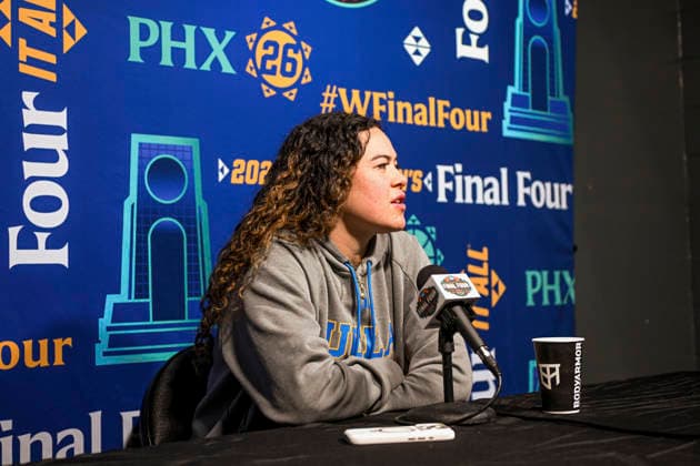 NCAA, College League, USA Basketball: Final Four-UCLA press conference, PK, Pressekonferenz and Practice UCLA Bruins guard Charlisse Leger-Walker (5) addresses the media during a press conference at the Mortgage Matchup Center on April 4, 2026 in Phoenix, Arizona. (Thomas Fernandez Image of . Phoenix Arizona United States EDITORIAL USE ONLY Copyright: xImagexofxSportx ThomasxFernandezx iosphotos404000