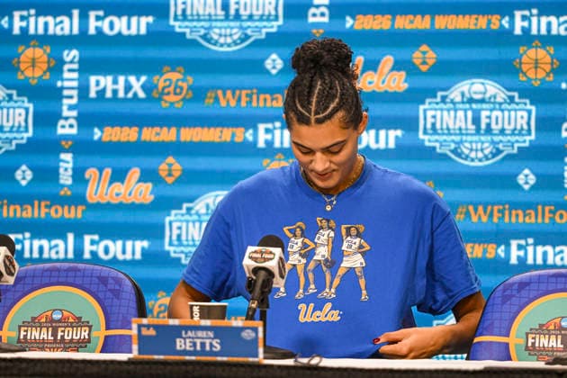 NCAA, College League, USA Basketball: Final Four-UCLA press conference, PK, Pressekonferenz and Practice UCLA Bruins center Lauren Betts (51) addresses the media during a press conference at the Mortgage Matchup Center on April 4, 2026 in Phoenix, Arizona. (Thomas Fernandez Image of . Phoenix Arizona United States EDITORIAL USE ONLY Copyright: xImagexofxSportx ThomasxFernandezx iosphotos404002