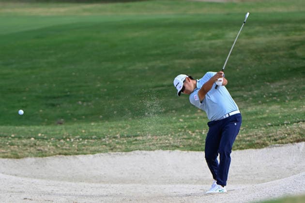 SAN ANTONIO, TX - APRIL 04: Ryo Hisatsune (JPN) hits from the fairway bunker on 2 during the third round of the Valero Texas Open on April 4, 2026, at the AT&T Oaks Course at TPC San Antonio, San Antonio, Texas. (Photo by Ken Murray Icon Sportswire) GOLF: APR 04 PGA, Golf Herren Valero Texas Open EDITORIAL USE ONLY Icon2604040083