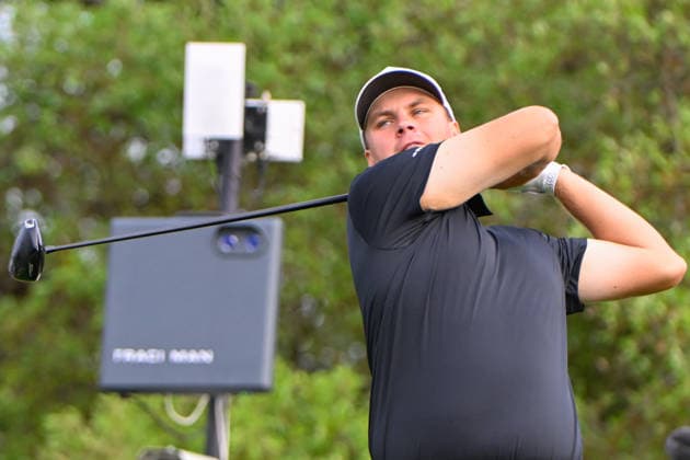 SAN ANTONIO, TX - APRIL 04: Sami Valimaki (FIN) watches his tee shot on 2 during the third round of the Valero Texas Open on April 4, 2026, at the AT&T Oaks Course at TPC San Antonio, San Antonio, Texas. (Photo by Ken Murray Icon Sportswire) GOLF: APR 04 PGA, Golf Herren Valero Texas Open EDITORIAL USE ONLY Icon2604040103