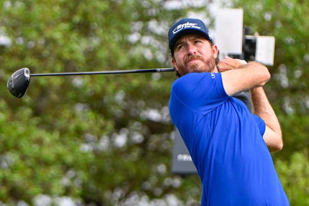 SAN ANTONIO, TX - APRIL 04: Sam Ryder (USA) watches his tee shot on 2 during the third round of the Valero Texas Open on April 4, 2026, at the AT&T Oaks Course at TPC San Antonio, San Antonio, Texas. (Photo by Ken Murray Icon Sportswire) GOLF: APR 04 PGA, Golf Herren Valero Texas Open EDITORIAL USE ONLY Icon2604040163