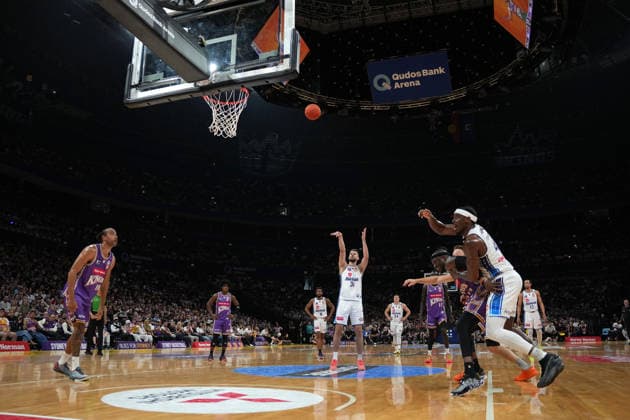 NBL KINGS 36ERS, Nick Rakocevic of the 36ers shoots a free throw during NBL grand final, game five, Sydney Kings v Adelaide 36ers, at Qudos Bank Arena in Sydney, Sunday, April 5, 2026. ( NO ARCHIVING, EDITORIAL USE ONLY SYDNEY NEW SOUTH WALES AUSTRALIA  Copyright: xROBBIExSTEPHENSONx 20260405130119042899