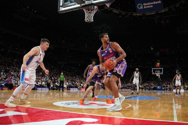 NBL KINGS 36ERS, Tim Soares of the Kings picks up a rebound during NBL grand final, game five, Sydney Kings v Adelaide 36ers, at Qudos Bank Arena in Sydney, Sunday, April 5, 2026. ( NO ARCHIVING, EDITORIAL USE ONLY SYDNEY NEW SOUTH WALES AUSTRALIA  Copyright: xROBBIExSTEPHENSONx 20260405152345315451