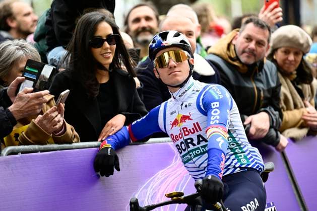Ronde van Vlaanderen 2026 Cycling Race OUDENAARDE, BELGIUM - APRIL 05 : Evenepoel Remco (BEL) of Red Bull - BORA - Hansgrohe and his wife Oumaima Rayane during the 110th edition of Ronde van Vlaanderen an UCI World Tour 1.UWT one day cycling road race for Men Elite of 271 km with start in Antwerpen and finish in Oudenaarde on April 5, 2026 in Oudenaarde, Belgium, 05 04 2026 ( Motordriver Guy De Vuyst - Oudenaarde Belgium  Copyright: xJanxDexMeuleneirx