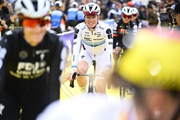 Dutch Demi Vollering of FDJ United-Suez pictured at the start of the women s race of the Ronde van Vlaanderen Tour des Flandres Tour of Flanders UCI WorldTour one day cycling race, 164,1 km with start and finish in Oudenaarde, Sunday 05 April 2026. JASPERxJACOBS  x169857841x
