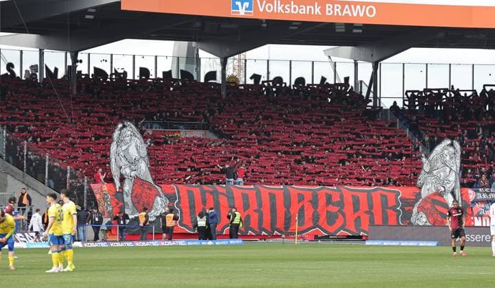 05 04 2026 Soccer Season 2025 2026 2 Soccer Bundesliga 28 Matchday Eintracht Braunschweig BTSV EBS 1 FC Nürnberg FCN Club Sportfoto Zink DaMa xdaxmax DFL regulations prohibit any use of photographs as image sequences and or quasi video only for editorial use Symbolbild Symbolfoto Feature Impression Choreografie der Clubfan Clubfans FCN Fans Fans Fans vor Spielbeginn