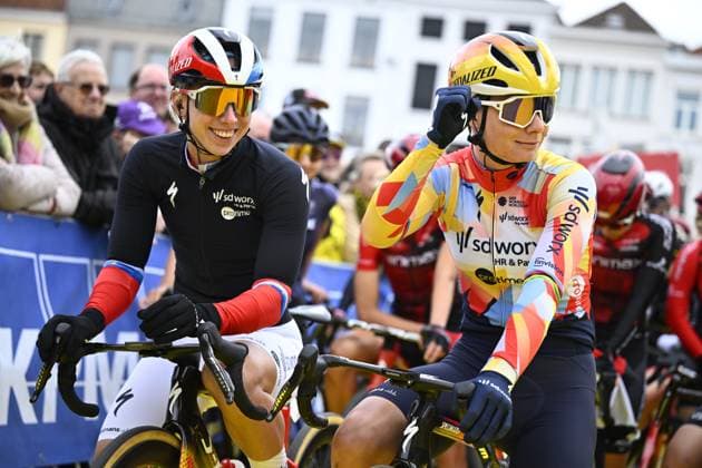 Dutch Lorena Wiebes of SD Worx-Protime and Belgian Lotte Kopecky of SD Worx-Protime pictured at the start of the women s race of the Ronde van Vlaanderen Tour des Flandres Tour of Flanders UCI WorldTour one day cycling race, 164,1 km with start and finish in Oudenaarde, Sunday 05 April 2026. JASPERxJACOBS  x169863183x