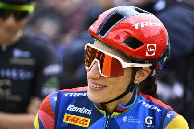 Dutch Lucinda Brand of Lidl-Trek pictured at the start of the women s race of the Ronde van Vlaanderen Tour des Flandres Tour of Flanders UCI WorldTour one day cycling race, 164,1 km with start and finish in Oudenaarde, Sunday 05 April 2026. JASPERxJACOBS  x169863192x