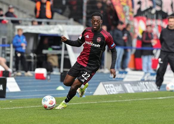 05 04 2026 Soccer Season 2025 2026 2 Soccer Bundesliga 28 Matchday Eintracht Braunschweig BTSV EBS 1 FC Nürnberg FCN Club Sportfoto Zink DaMa xdaxmax DFL regulations prohibit any use of photographs as image sequences and or quasi video only for editorial use Rabby Nzingoula 22, 1 FC Nürnberg FCN Freisteller Einzelbild