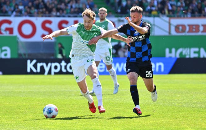 05 04 2026 Soccer Season 2025 2026 2 Soccer Bundesliga 28 Matchday SpVgg Greuther Fürth Kleeblatt SGF SC Paderborn 07 SCP Sportfoto Zink xwoxzix DFL regulations prohibit any use of photographs as image sequences and or quasi video only for editorial use Jannik Dehm 23, SpVgg Greuther Fürth Sebastian Klaas 26, SC Paderborn 07