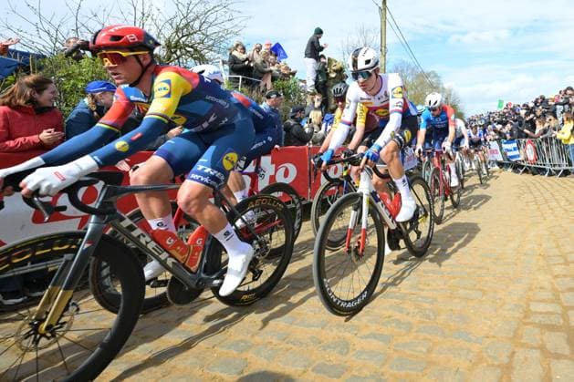 Danish Mads Pedersen of Lidl-Trek and Czech Mathias Vacek of Lidl-Trek pictured in action during the men s race of the Ronde van Vlaanderen Tour des Flandres Tour of Flanders UCI WorldTour one day cycling race, 278 km from Antwerp to Oudenaarde, Sunday 05 April 2026. DAVIDxPINTENS  x169863652x