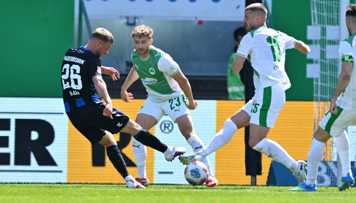 05 04 2026 Soccer Season 2025 2026 2 Soccer Bundesliga 28 Matchday SpVgg Greuther Fürth Kleeblatt SGF SC Paderborn 07 SCP Sportfoto Zink xwoxzix DFL regulations prohibit any use of photographs as image sequences and or quasi video only for editorial use Sebastian Klaas 26, SC Paderborn 07 Jannik Dehm 23, SpVgg Greuther Fürth Jan Elvedi 15, SpVgg Greuther Fürth Chance Torchance
