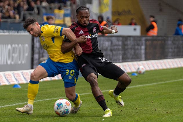 Germany Soccer, 2 Bundesliga, 28 Matchday 2025 26, Eintracht Braunschweig 1 FC Nürnberg on 05 04 in Braunschweig, Eintracht Stadion Robin Heußer Eintracht Braunschweig 30 Mohamed Ali Zoma 1 FC Nürnberg 23 Copyright: xSvenxHeidmannx