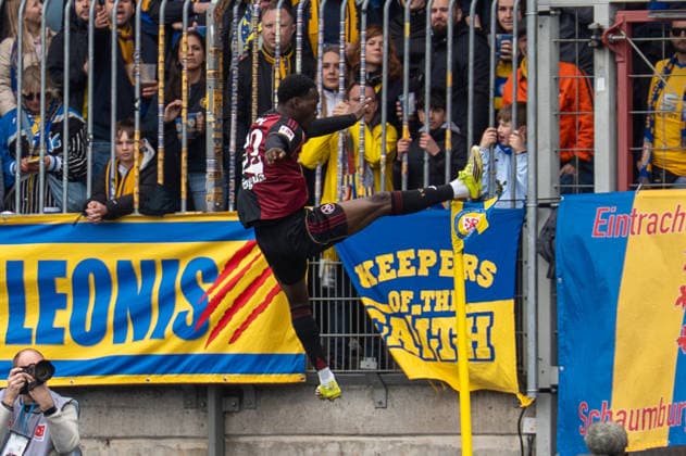 Germany Soccer, 2 Bundesliga, 28 Matchday 2025 26, Eintracht Braunschweig 1 FC Nürnberg on 05 04 in Braunschweig, Eintracht Stadion Goal 0 1 Rabby Nzingoula 1 FC Nürnberg 22 Jubel Freude Emotionen Torjubel Copyright: xSvenxHeidmannx