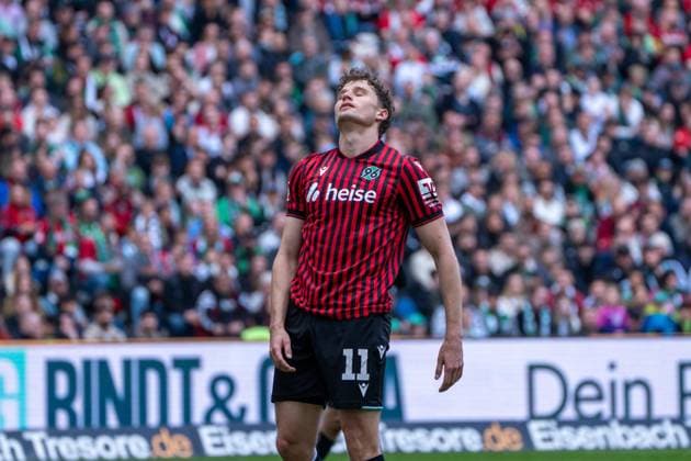 Germany 2 Bundesliga 2025 2026, 28 Matchday Hannover 96 vs SV Elversberg Heinz von Heiden Arena Hannover Benedikt Pichler Hannover 96, 11 Portrait cropped single image Copyright: xTomxLauruschkatx