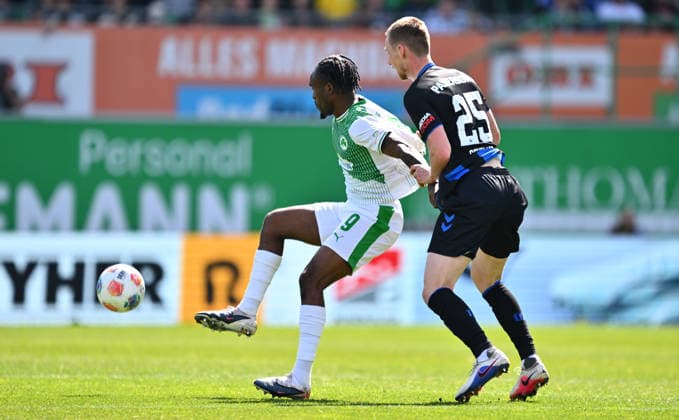 05 04 2026 Soccer Season 2025 2026 2 Soccer Bundesliga 28 Matchday SpVgg Greuther Fürth Kleeblatt SGF SC Paderborn 07 SCP Sportfoto Zink xwoxzix DFL regulations prohibit any use of photographs as image sequences and or quasi video only for editorial use Noel Futkeu 9, SpVgg Greuther Fürth Tjark Scheller 25, SC Paderborn 07