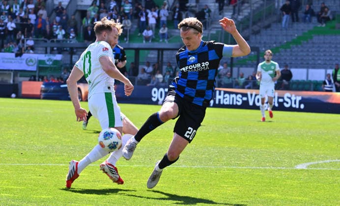05 04 2026 Soccer Season 2025 2026 2 Soccer Bundesliga 28 Matchday SpVgg Greuther Fürth Kleeblatt SGF SC Paderborn 07 SCP Sportfoto Zink xwoxzix DFL regulations prohibit any use of photographs as image sequences and or quasi video only for editorial use Jannik Dehm 23, SpVgg Greuther Fürth Felix Götze 20, SC Paderborn 07