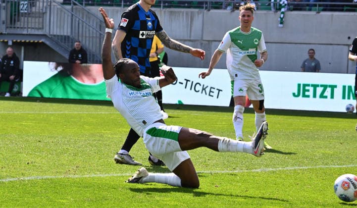 05 04 2026 Soccer Season 2025 2026 2 Soccer Bundesliga 28 Matchday SpVgg Greuther Fürth Kleeblatt SGF SC Paderborn 07 SCP Sportfoto Zink xwoxzix DFL regulations prohibit any use of photographs as image sequences and or quasi video only for editorial use Noel Futkeu 9, SpVgg Greuther Fürth Chance Torchance