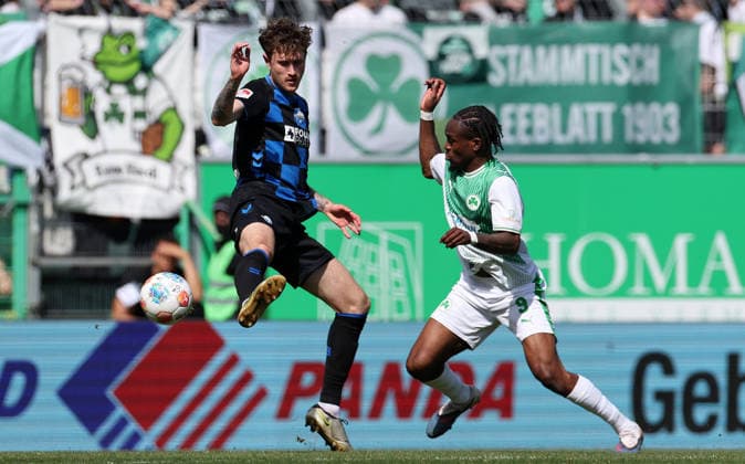 Brackelmann Calvin - Futkeu Noel , SpVgg Greuther Fürth-SC Paderborn 07 , 2.Bundesliga , Fußball , in Sportpark Ronhof Thomas Sommer Stadion, in Fürth , Bayern , Deutschland. April 05 , 2026 . Photo by: Davide Elias IPA Photo Pressefoto DENL Copyright: xDavidexEliasx