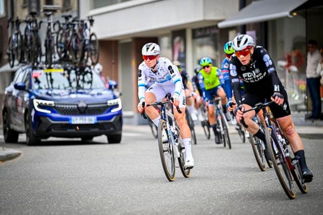 Ronde van Vlaanderen Women 2026 Cycling Race OUDENAARDE, BELGIUM - APRIL 05 : Vollering Demi (NED) of FDJ United - SUEZ in action during the 23rd edition of Ronde van Vlaanderen Women an UCI Women s World Tour 1.WWT one day cycling road race for Women Elite of 164 km with start in Oudenaarde and finish in Oudenaarde on April 5, 2026 in Oudenaarde, Belgium, 05 04 2026 ( Motordriver Serge Seynaeve - Oudenaarde Belgium  Copyright: xTomasxSiskx