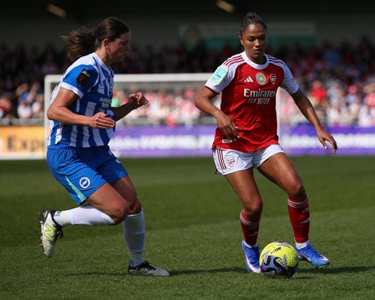 BOREHAMWOOD, ENGLAND - APRIL 05: Taylor Hinds of Arsenal on the ball during the Adobe Womens FA Cup match between Arsenal and Brighton and Hove Albion at Mangata Developments Stadium Meadow Park on April 05, 2026 in Borehamwood, England. Copyright: xJayxPatel SPPx Sportspressphoto_SPR124843