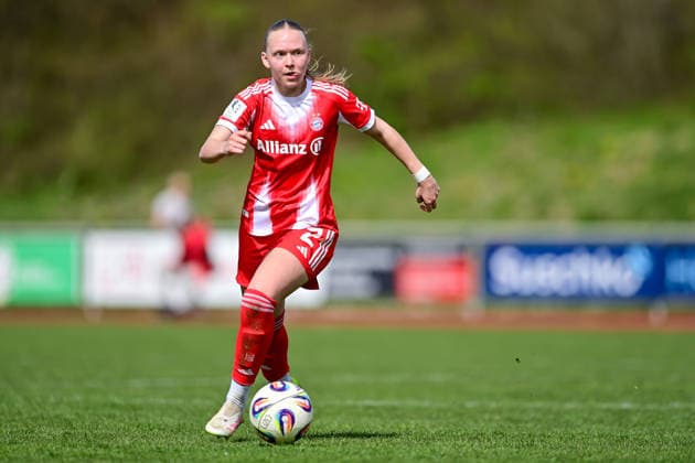 Eszter Reszler FCB, 2 on the ball, Crop, Single image, Action, Action, 05 04 2026, Aschheim Germany , Soccer,2 Women Bundesliga, FC Bayern München II Viktoria Berlin, DFB DFL REGULATIONS PROHIBIT ANY USE OF PHOTOGRAPHS AS IMAGE SEQUENCES AND OR QUASI VIDEO xslx