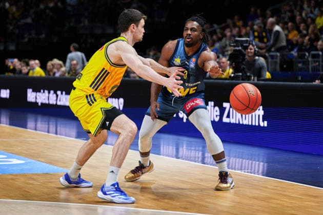 Chris Clemons EWE Baskets Oldenburg, 03 , GER, ALBA Berlin vs EWE Baskets Oldenburg, Basketball Men, easy Credit BBL, Season 2025 2026, 28 Matchday, 05 04 2026 GER, ALBA Berlin vs EWE Baskets Oldenburg, Basketball Men, easy Credit BBL, Season 2025 2026, 28 Matchday, 05 04 2026 Berlin Copyright: xClaudiusxRauch,xEibner-Pressefotox xClaudiusxRauchx EP_CRH