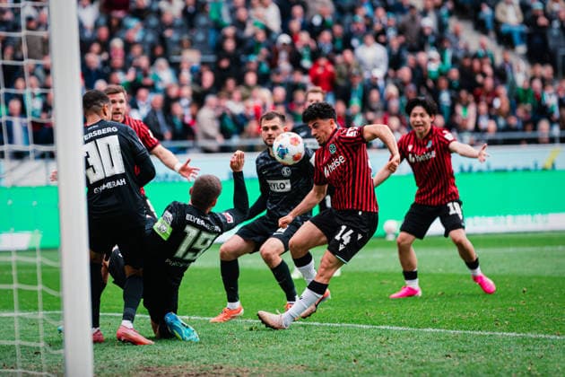 2 Bundesliga Hannover 96 vs SV Elversberg, 05 04 2026 Husseyn Chakroun Hannover 96, 14 on the ball, Lukas Finn Pinckert SV Elversberg, 19 defends the ball Football, 2 Bundesliga, Matchday 28 Hannover 96 vs SV Elversberg on 05 04 2026 at Heinz von Heiden Arena, Hannover DFL REGULATIONS PROHIBIT ANY USE OF PHOTOGRAPHS AS IMAGE SEQUENCES AND OR QUASI VIDEO Copyright: xBEAUTIFULxSPORTS Tonhäuserx
