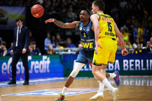 Kyle Lofton EWE Baskets Oldenburg, 00 , GER, ALBA Berlin vs EWE Baskets Oldenburg, Basketball Men, easy Credit BBL, Season 2025 2026, 28 Matchday, 05 04 2026 GER, ALBA Berlin vs EWE Baskets Oldenburg, Basketball Men, easy Credit BBL, Season 2025 2026, 28 Matchday, 05 04 2026 Berlin Copyright: xClaudiusxRauch,xEibner-Pressefotox xClaudiusxRauchx EP_CRH