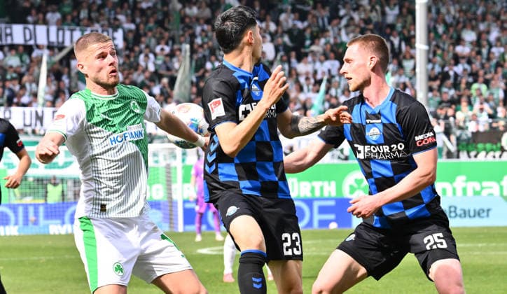 05 04 2026 Soccer Season 2025 2026 2 Soccer Bundesliga 28 Matchday SpVgg Greuther Fürth Kleeblatt SGF SC Paderborn 07 SCP Sportfoto Zink xwoxzix DFL regulations prohibit any use of photographs as image sequences and or quasi video only for editorial use Jan Elvedi 15, SpVgg Greuther Fürth Raphael Obermair 23, SC Paderborn 07 Tjark Scheller 25, SC Paderborn 07
