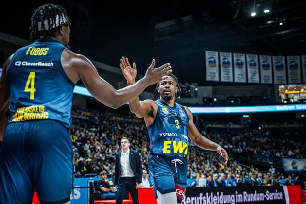 Basketball Berlin 05 04 2026 Season 2025 2026 EasyCredit BBL 1 Bundesliga Men, Men Alba Berlin EWE Baskets Oldenburg Chris Clemons Oldenburg, No 03 Brian Fobbs Oldenburg, No 04