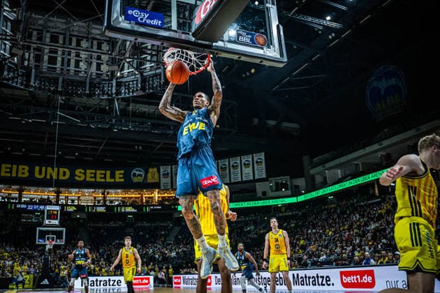 Basketball Berlin 05 04 2026 Season 2025 2026 EasyCredit BBL 1 Bundesliga Men, Men Alba Berlin EWE Baskets Oldenburg Michale Kyser Oldenburg, No 12