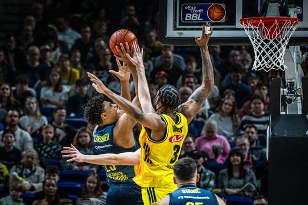 Basketball Berlin 05 04 2026 Season 2025 2026 EasyCredit BBL 1 Bundesliga Men, Men Alba Berlin EWE Baskets Oldenburg Colin Schroeder Oldenburg, No 29